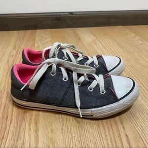Converse Dark Gray Pink Lace Up Sneaker Sz 2
